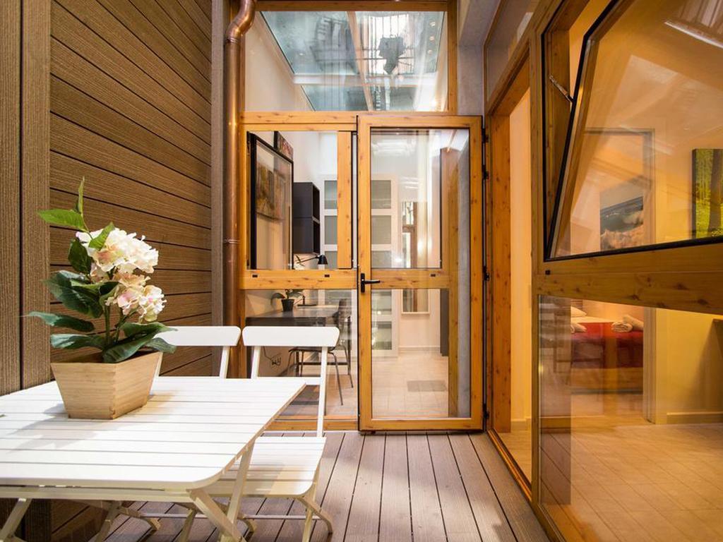 Barcelona 10 - Apartments Extérieur photo